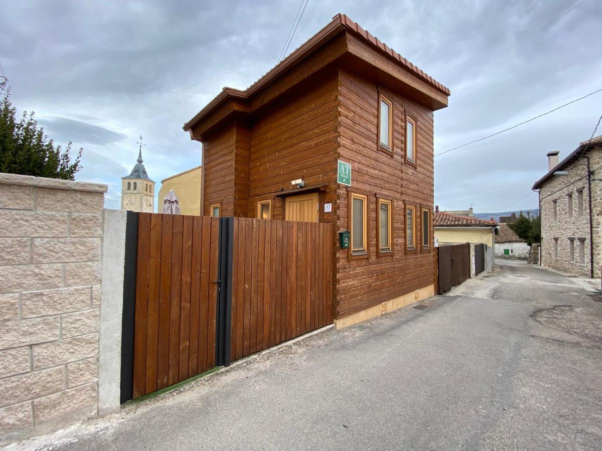 Apartamento Apartamento Rural La Casita de Mateo Rascafría Exterior foto